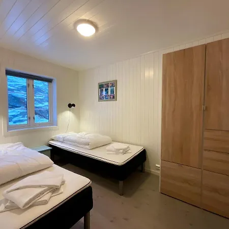 Ocean View Tind Lofoten Holiday home